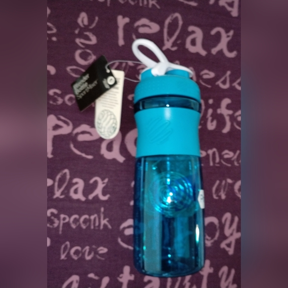 BlenderBottle SportMixer - #1 Shaker Bottle in the World / Tumbler - Picture 5 of 5